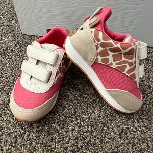Athletic Works Giraffe Memory Foam Sneakers